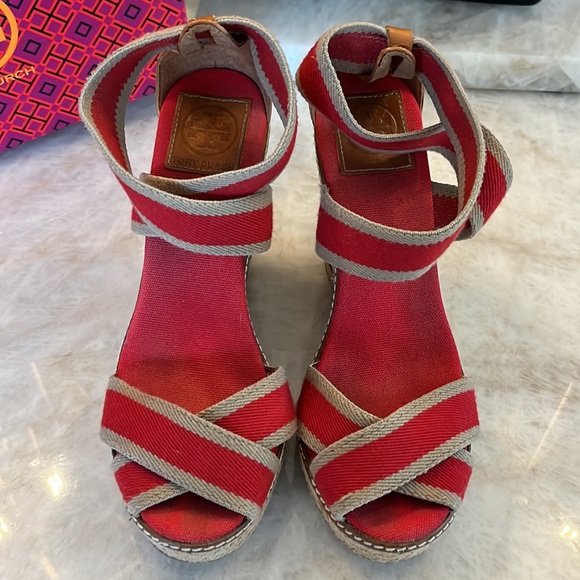 Tory Burch wedge sandals 38 or size 8 - Picture 3 of 6